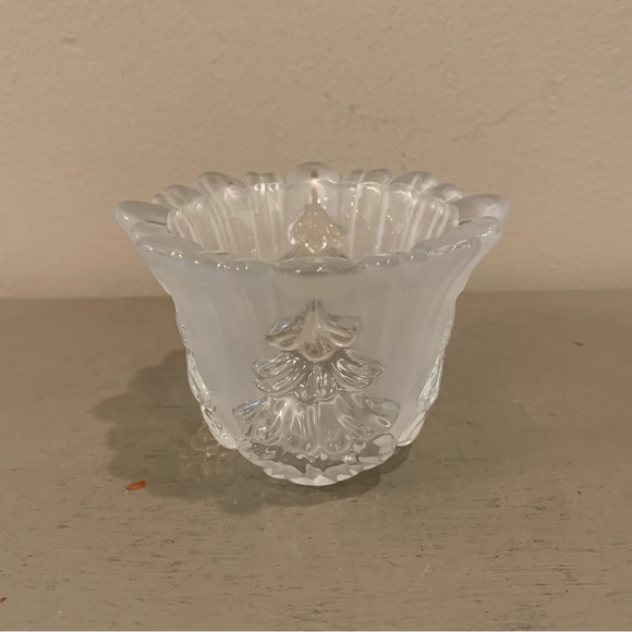 VTG Mikasa Crystal Holiday Votive Candle Holder. - Picture 1 of 7
